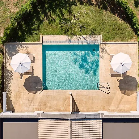 Sandy By Rizos 5*