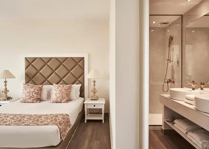 Sandy By Rizos Λίνια