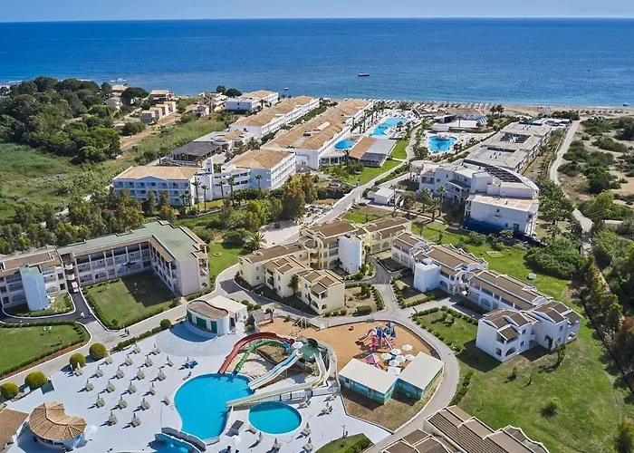 Sandy - Rizos Hotel Línia